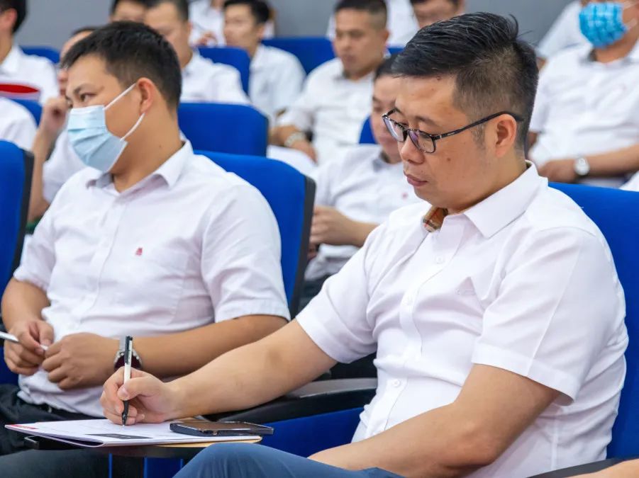 燃！“金戈鐵馬 英雄對戰(zhàn)”強(qiáng)輝營銷PK賽正式開啟(圖13)