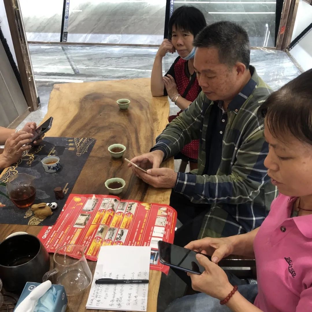 聽(tīng)說(shuō)，昨天下午強(qiáng)輝直播間嗨爆了？(圖20)