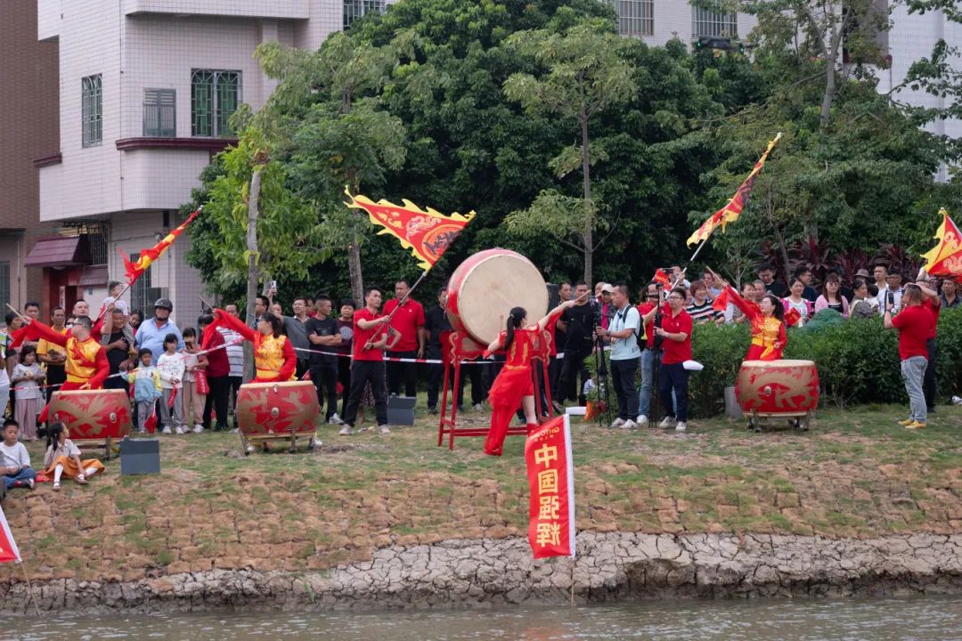 燃動(dòng)金秋 | 草艇競(jìng)渡，奪人風(fēng)采彰顯非遺文化瑰寶之韻(圖5)