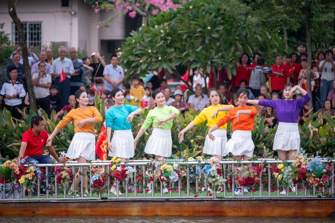 燃動(dòng)金秋 | 草艇競(jìng)渡，奪人風(fēng)采彰顯非遺文化瑰寶之韻(圖6)